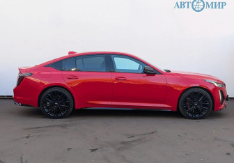 Подержанный автомобиль Cadillac CT5-V 2020 года (4 фото)