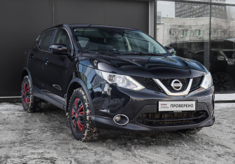 Подержанный автомобиль Nissan Qashqai 2018 года (3 фото)