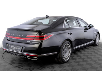 Подержанный автомобиль Genesis G90 2022 года (5 фото)