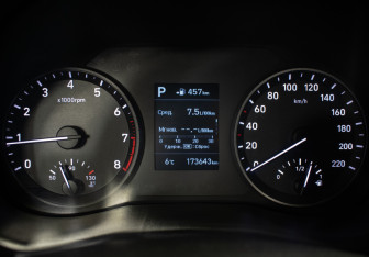 Подержанный автомобиль Hyundai Solaris Sedan 2020 года (12 фото)