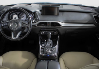 Подержанный автомобиль Mazda CX-9 2018 года (11 фото)