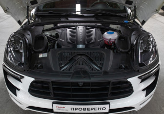 Подержанный автомобиль Porsche Macan 2017 года (9 фото)