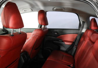 Подержанный автомобиль Honda CR-V 2014 года (12 фото)