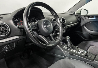 Подержанный автомобиль Audi A3 Sedan 2016 года (13 фото)