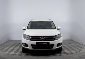 Подержанный автомобиль Volkswagen Tiguan 2013 года (2 фото)