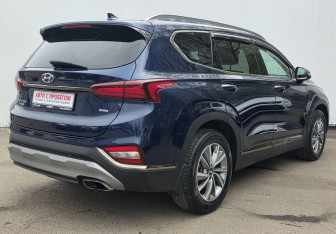 Подержанный автомобиль Hyundai Santa Fe 2019 года (5 фото)