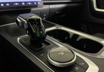 Подержанный автомобиль Jaecoo J7 2024 года (17 фото)