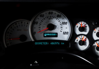 Подержанный автомобиль Hummer H2 Suv 2004 года (11 фото)