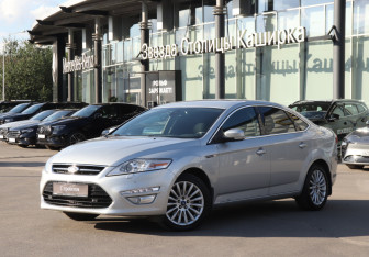 Подержанный автомобиль Ford Mondeo Sedan 2011 года (17 фото)