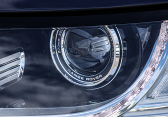 Подержанный автомобиль Land Rover Range Rover Sport 2015 года (41 фото)