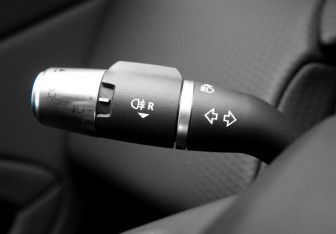 Подержанный автомобиль Land Rover Range Rover Evoque 2020 года (13 фото)