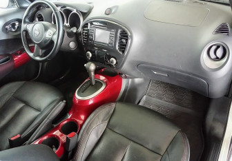 Подержанный автомобиль Nissan Juke 2011 года (9 фото)