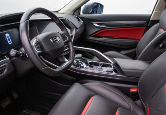 Подержанный автомобиль Geely Tugella 2020 года (10 фото)