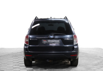 Подержанный автомобиль Subaru Forester Suv 2008 года (5 фото)