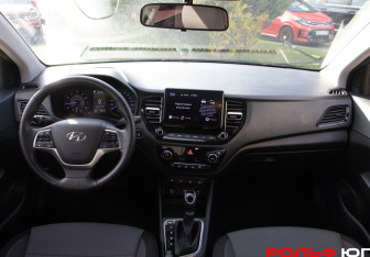 Подержанный автомобиль Hyundai Solaris Sedan 2021 года (11 фото)