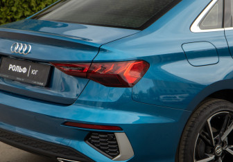 Подержанный автомобиль Audi A3 Sedan 2021 года (25 фото)