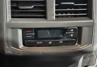 Подержанный автомобиль Volkswagen Teramont 2018 года (20 фото)