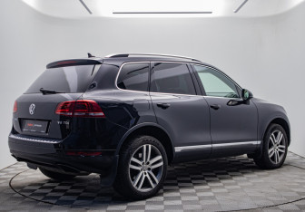 Подержанный автомобиль Volkswagen Touareg 2013 года (5 фото)