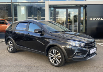 Подержанный автомобиль LADA (ВАЗ) Vesta Wagon 2019 года (3 фото)