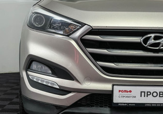 Подержанный автомобиль Hyundai Tucson 2018 года (16 фото)