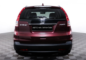 Подержанный автомобиль Honda CR-V 2013 года (6 фото)
