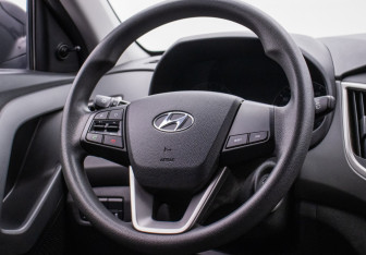Подержанный автомобиль Hyundai Creta 2016 года (15 фото)
