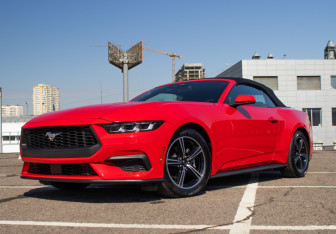 Подержанный автомобиль Ford Mustang Convertible 2024 года (45 фото)
