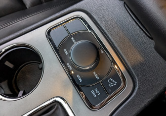 Подержанный автомобиль Jeep Grand Cherokee 2021 года (21 фото)