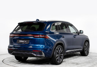 Подержанный автомобиль Geely Monjaro 2023 года (5 фото)