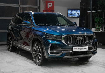 Подержанный автомобиль Geely Monjaro 2023 года (3 фото)