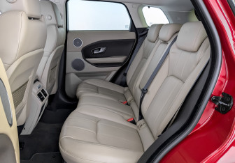 Подержанный автомобиль Land Rover Range Rover Evoque 2015 года (12 фото)