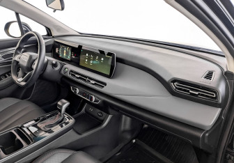 Подержанный автомобиль BAIC U5 Plus 2023 года (11 фото)