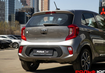 Подержанный автомобиль Kia Picanto 2019 года (19 фото)