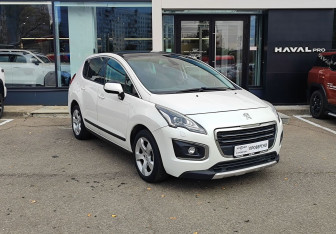 Подержанный автомобиль Peugeot 3008 2014 года (3 фото)