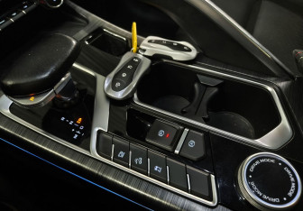 Подержанный автомобиль Geely Tugella 2021 года (20 фото)