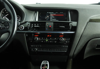 Подержанный автомобиль BMW X4 2014 года (14 фото)