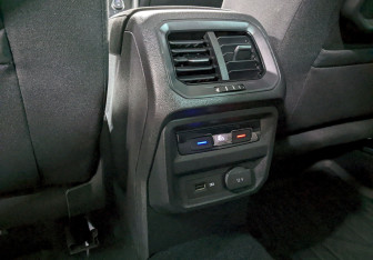 Подержанный автомобиль Volkswagen Tiguan 2019 года (15 фото)