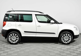Подержанный автомобиль Skoda Yeti 2013 года (4 фото)