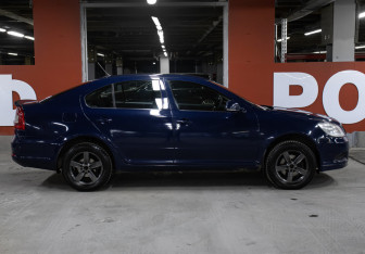 Подержанный автомобиль Skoda Octavia Liftback 2011 года (4 фото)
