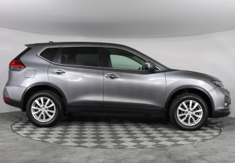 Подержанный автомобиль Nissan X-Trail 2018 года (4 фото)