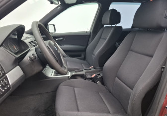 Подержанный автомобиль BMW X3 2009 года (10 фото)