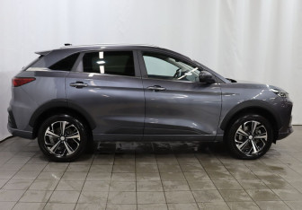 Подержанный автомобиль JAC JS6 2023 года (7 фото)