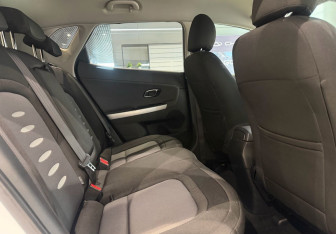 Подержанный автомобиль Kia Ceed Hatchback 2013 года (11 фото)