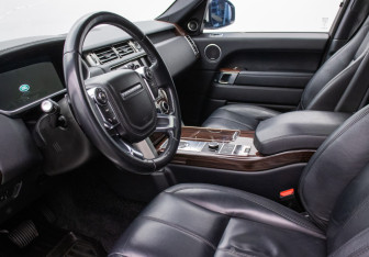 Подержанный автомобиль Land Rover Range Rover 2014 года (10 фото)