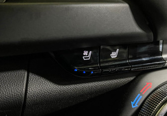 Подержанный автомобиль Chevrolet Camaro Coupe 2019 года (17 фото)