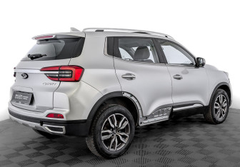 Подержанный автомобиль Chery Tiggo 4 2022 года (5 фото)