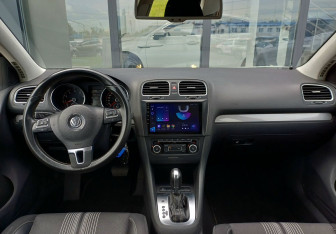 Подержанный автомобиль Volkswagen Golf Hatchback 2012 года (11 фото)