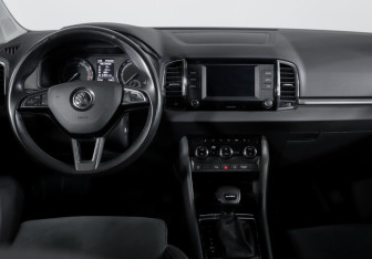 Подержанный автомобиль Skoda Karoq 2020 года (12 фото)