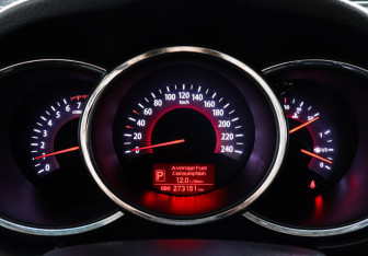 Подержанный автомобиль Kia Sorento 2009 года (11 фото)