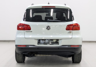 Подержанный автомобиль Volkswagen Tiguan 2016 года (6 фото)